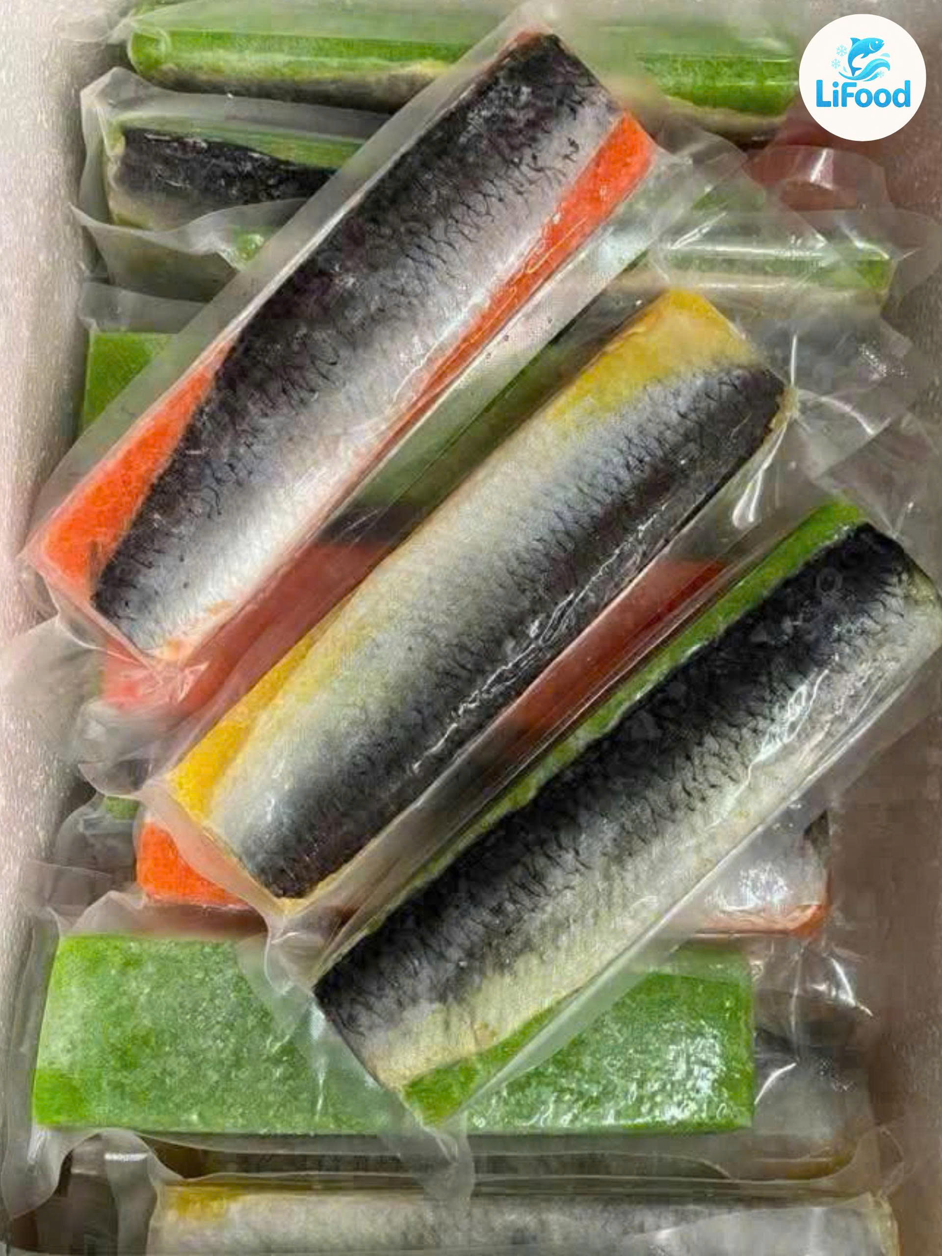 Cá Trích Ép Trứng Đủ 3 Màu LiFood