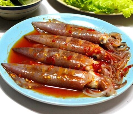 2. Ướp mực