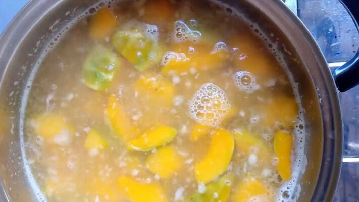 Nấu canh: