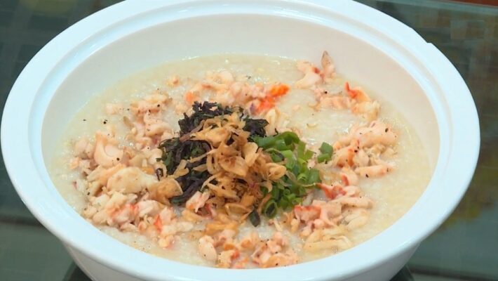 4. Hoàn thiện món cháo