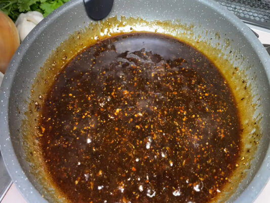 Làm sốt tiêu đen