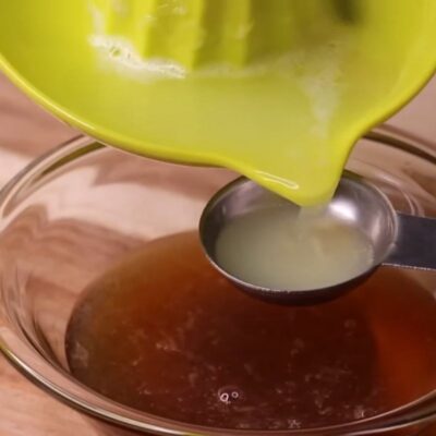 Làm nước sốt Thái