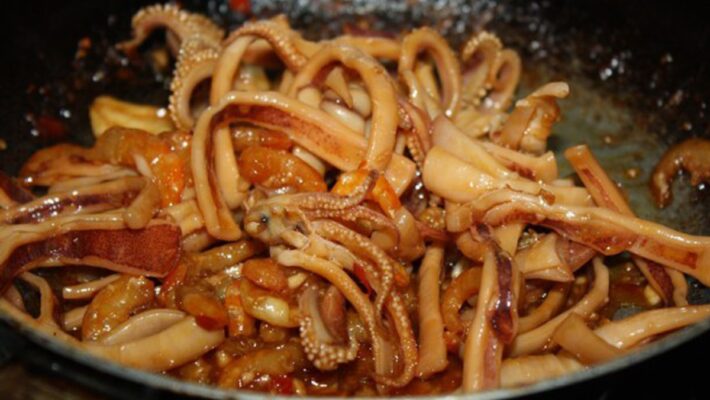 Xào mực