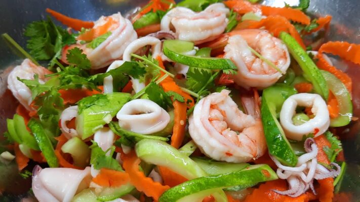 Trộn nộm