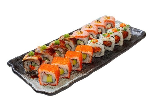 3. Cuốn sushi